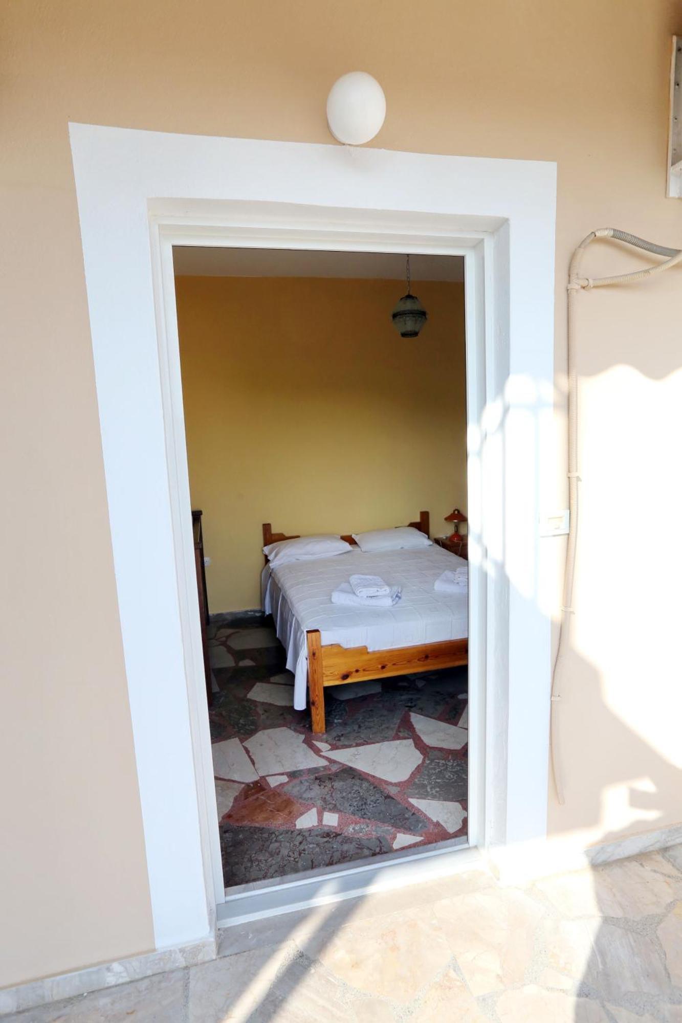 Maria Apartments Asini  Bagian luar foto