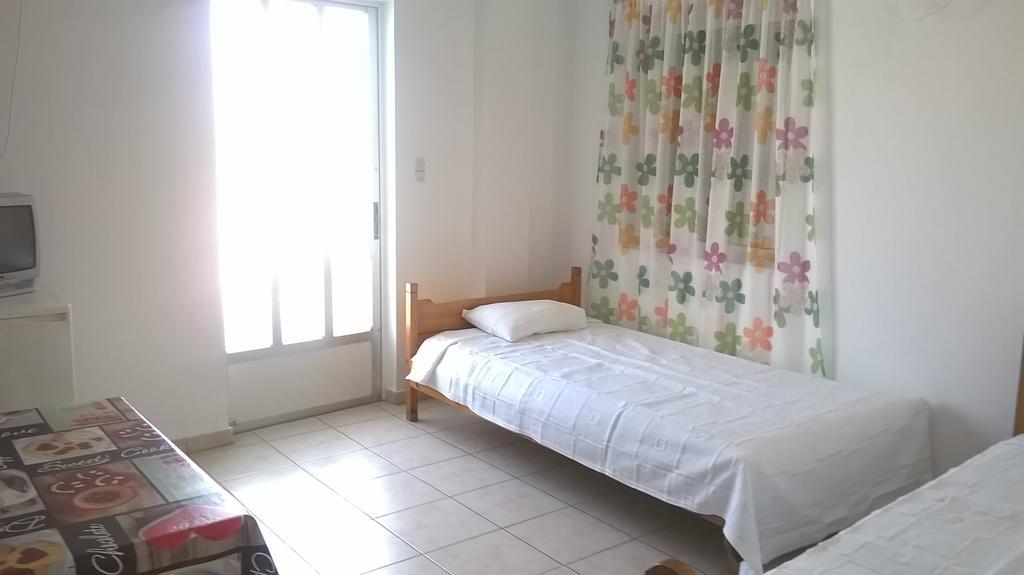 Maria Apartments Asini  Bagian luar foto