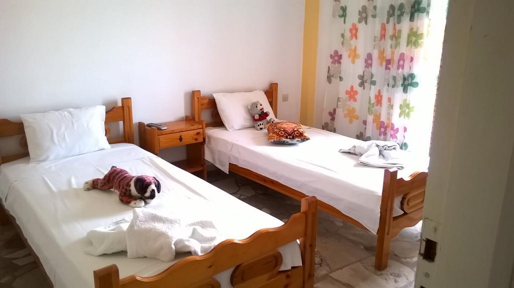 Maria Apartments Asini  Bagian luar foto