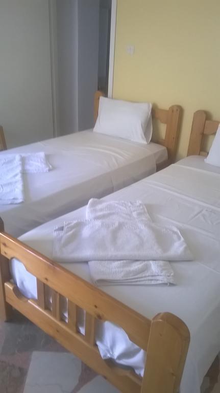 Maria Apartments Asini  Bagian luar foto